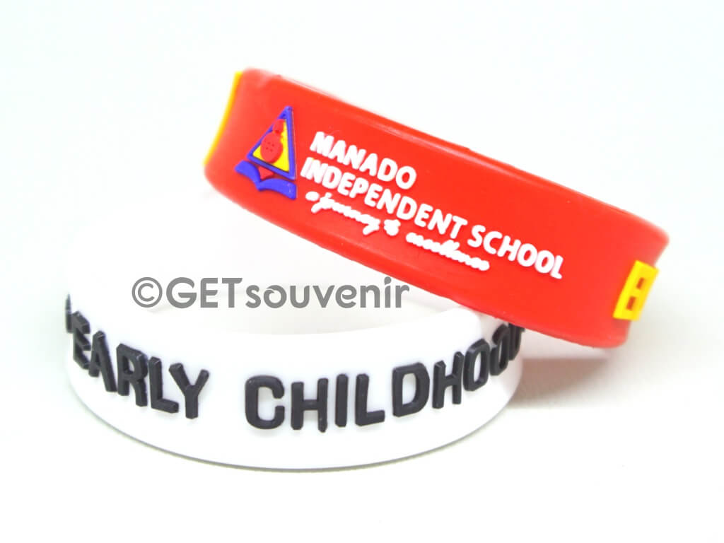 manado independent school
